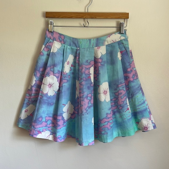 Psychedelic tie dye watercolor floral print tennis cheerleader mini skirt - Picture 1 of 9